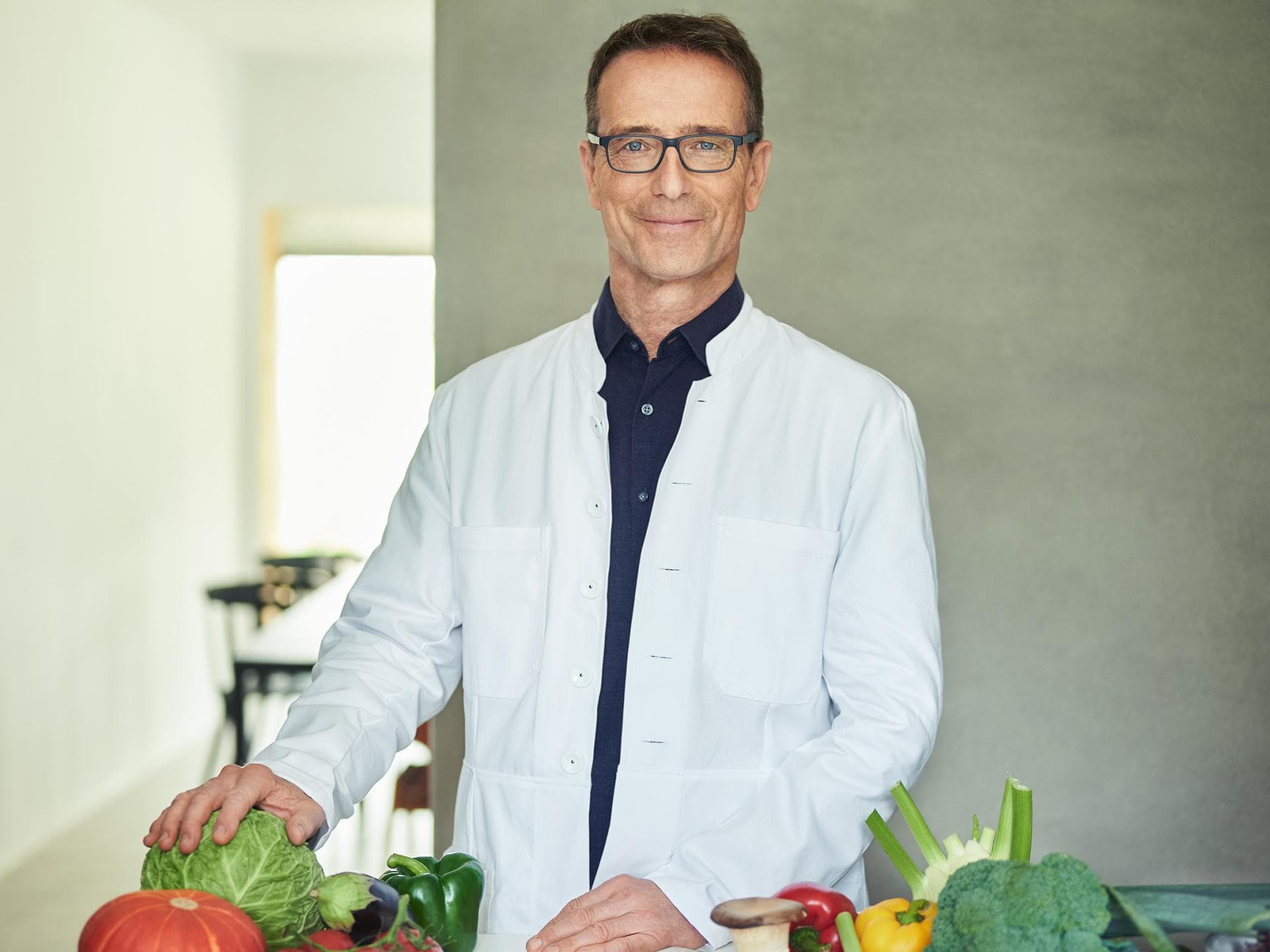 Dr. Matthias Riedl Dr. Matthias Riedl